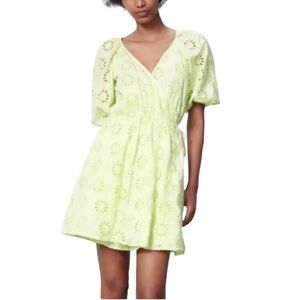 Zara Openwork Embroidered Wrap Mini Dress Lime Green Puff Sleeve Size Sz Small